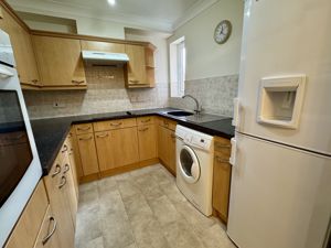 Kitchen- click for photo gallery